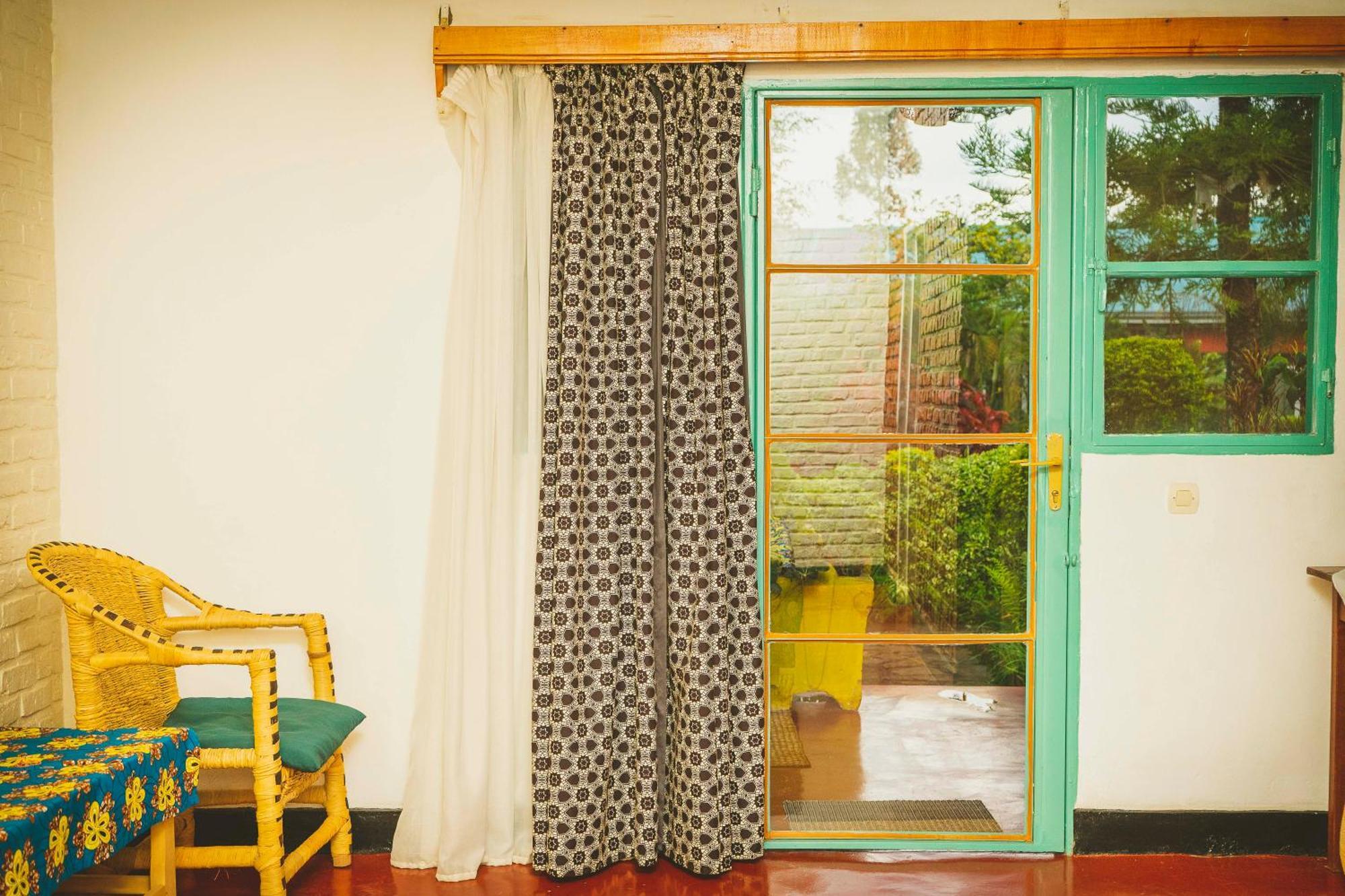 Isange Paradise Resort Рухенгери Экстерьер фото